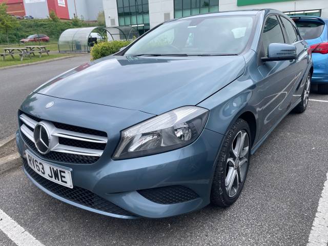 Mercedes-Benz A Class 1.5 A180 CDI BlueEFFICIENCY Sport 5dr Hatchback Diesel Blue