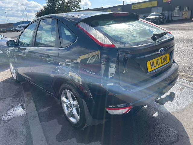 2010 Ford Focus 1.6 Zetec 5dr