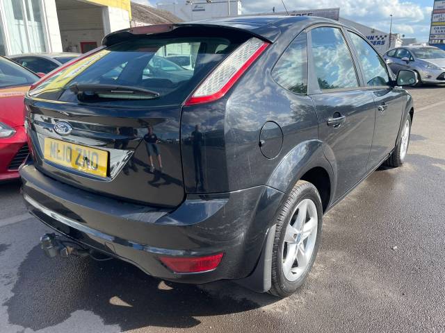 2010 Ford Focus 1.6 Zetec 5dr