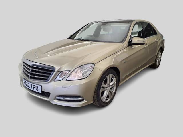 Mercedes-Benz E Class 2.1 E220 CDI BlueEFFICIENCY Executive SE 4dr Tip Auto Saloon Diesel Beige