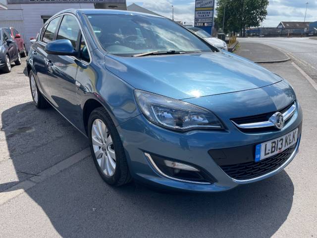 2013 Vauxhall Astra 2.0 CDTi 16V ecoFLEX Elite [165] 5dr