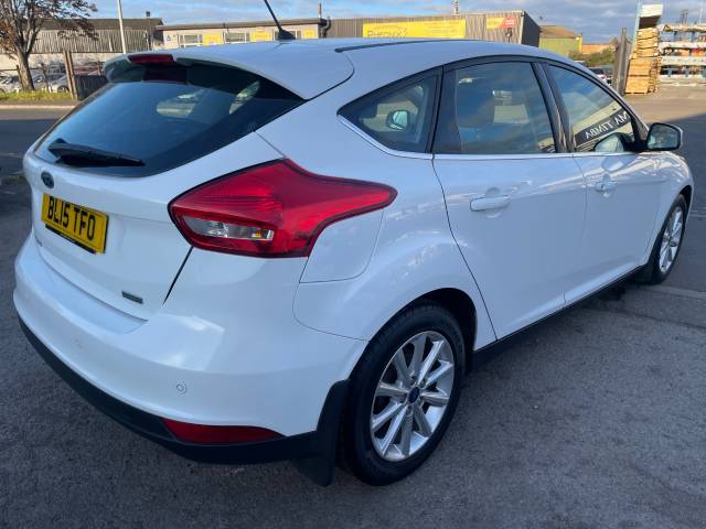 2015 Ford Focus 1.0 EcoBoost Titanium 5dr