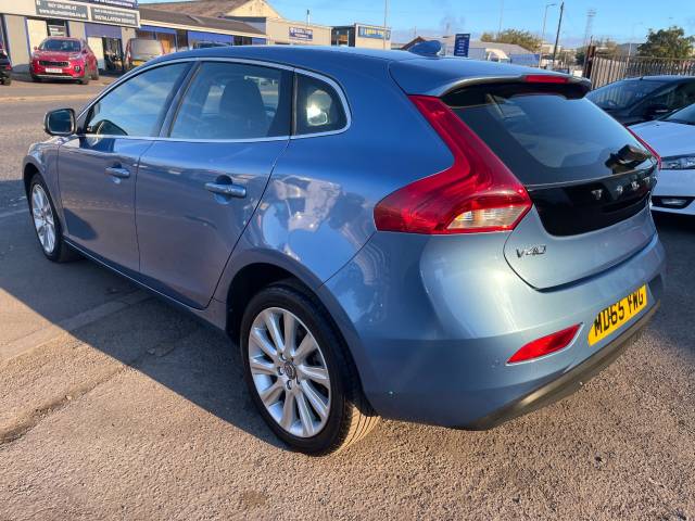 2015 Volvo V40 2.0 T2 [122] SE Nav 5dr