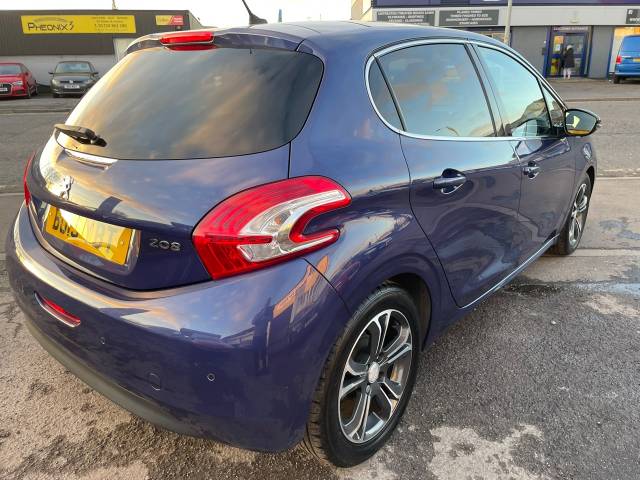 2013 Peugeot 208 1.4 HDi Intuitive 5dr