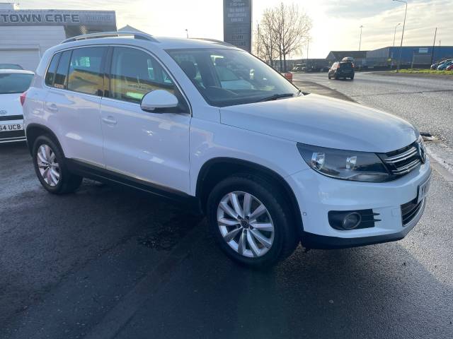 Volkswagen Tiguan 2.0 TDi BlueMotion Tech Match 5dr Estate Diesel White