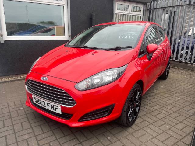 Ford Fiesta 1.25 Style 3dr Hatchback Petrol Red