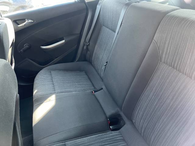 2010 Vauxhall Astra 1.6i 16V Exclusiv 5dr