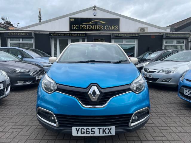 Renault Captur 1.5 dCi 90 Dynamique Nav 5dr Hatchback Diesel Blue/cream